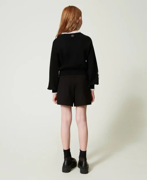 Pull Avec Fleurs Incrustées
