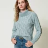 Pull Avec Torsades Et Grand Col