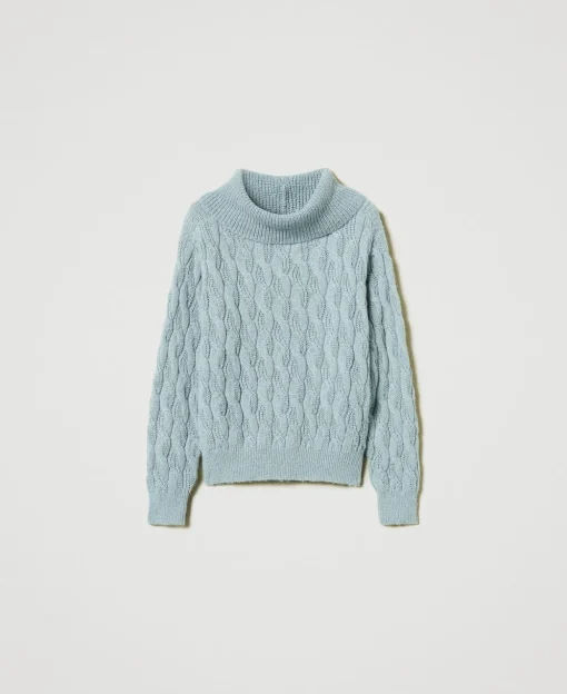 Pull Avec Torsades Et Grand Col