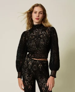 Pull Boxy En Crochet Floral