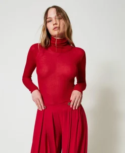 Pull Col Montant Ajusté En Viscose