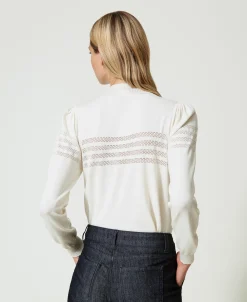 Pull Col Montant Avec Finition Oval T