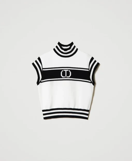 Pull Col Montant Avec Oval T Jacquard