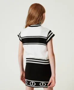 Pull Col Montant Avec Oval T Jacquard