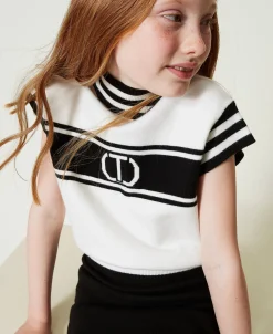 Pull Col Montant Avec Oval T Jacquard