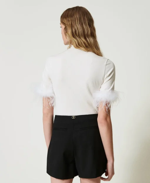 Pull Col Montant Avec Plumes
