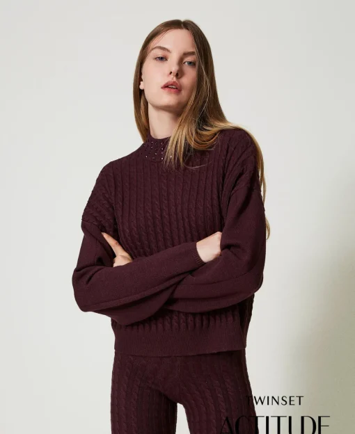 Pull Col Montant Avec Torsades Et Strass