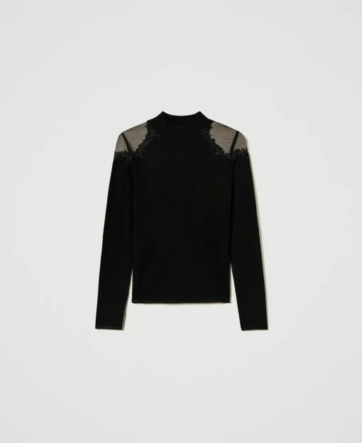 Pull Col Montant Avec Tulle Et Broderie