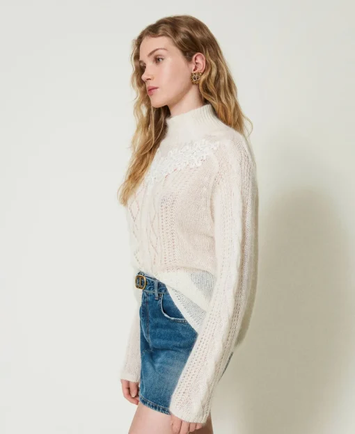 Pull Col Montant En Laine Et Mohair Avec Dentelle