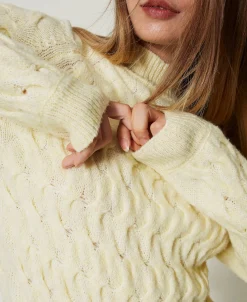Pull Col Montant En Laine Mélangée Avec Torsades