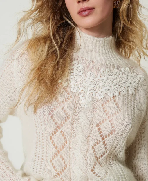 Pull Col Montant En Laine Et Mohair Avec Dentelle