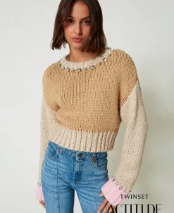 Pull Color Block Avec Broderies Réalisées à La Main