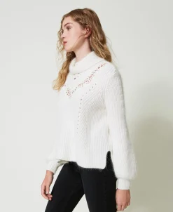 Pull En Angora Mélangé Avec Broderies