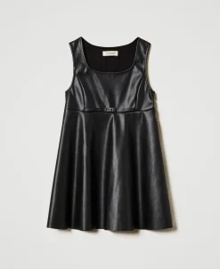 Robe Courte Avec Boucle Oval T