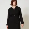 Robe Courte Avec Nœud Et Oval T