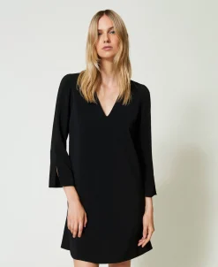 Robe Courte Avec Volant Et Chaîne Oval T