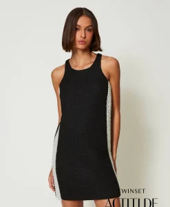 Robe Courte Effet Tissu Natté Avec Perles