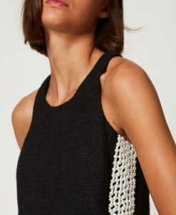 Robe Courte Effet Tissu Natté Avec Perles