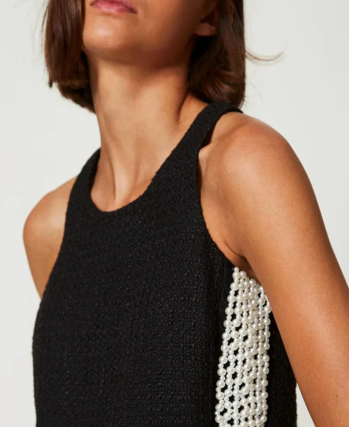 Robe Courte Effet Tissu Natté Avec Perles