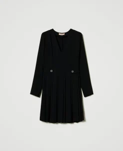 Robe Courte En Crêpe Plissé Avec Boutons