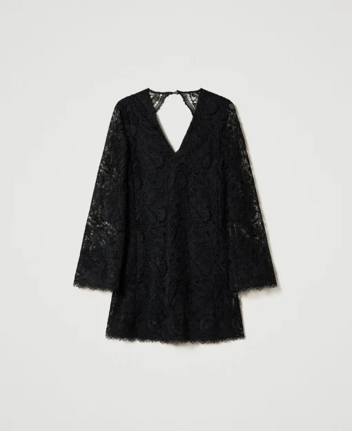 Robe Courte En Dentelle Macramé