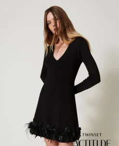 Robe Courte En Maille Avec Fleurs Et Plumes