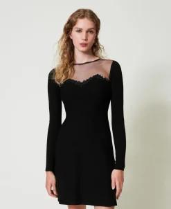 Robe Courte En Maille Avec Tulle Et Broderie