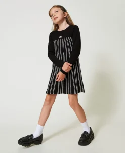 Robe Courte En Maille Avec Rayures Plissées