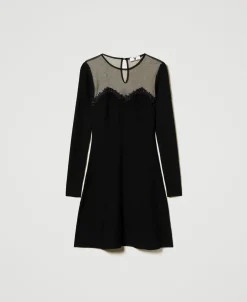 Robe Courte En Maille Avec Tulle Et Broderie