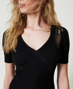 Robe Courte En Maille Avec Dentelle