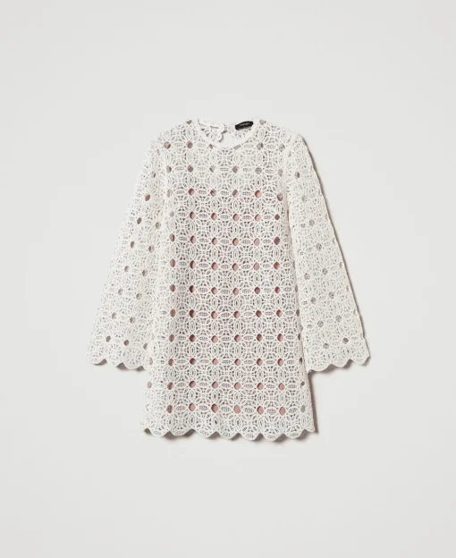 Robe Courte En Maille Crochet