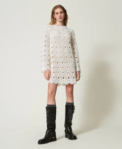 Robe Courte En Maille Crochet