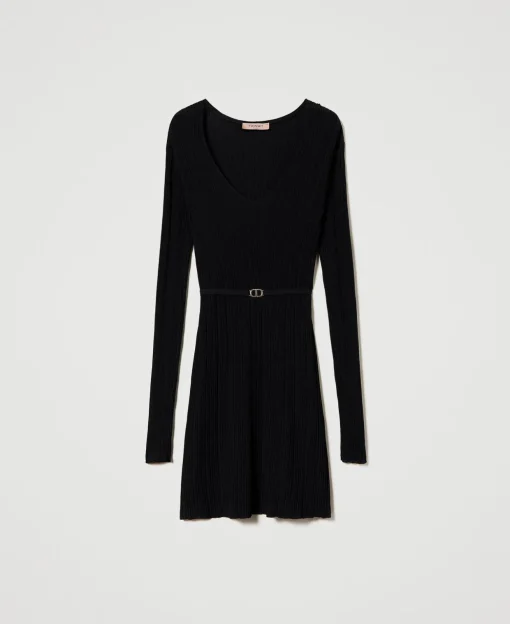 Robe Courte En Maille Côtelée Avec Ceinture