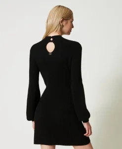 Robe Courte En Maille De Laine Mélangée Avec Crochet