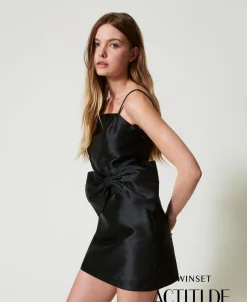 Robe Courte En Sergé Mikado Avec Nœud