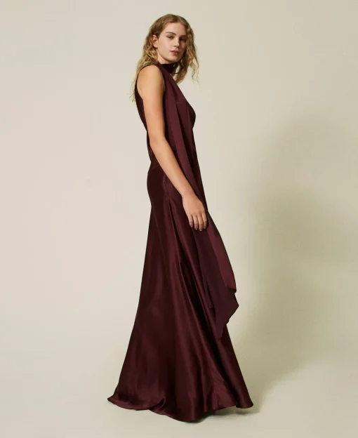 Robe Longue Asymétrique En Satin De Soie Mélangée