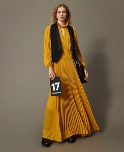Robe Longue En Crêpe Georgette Plissé