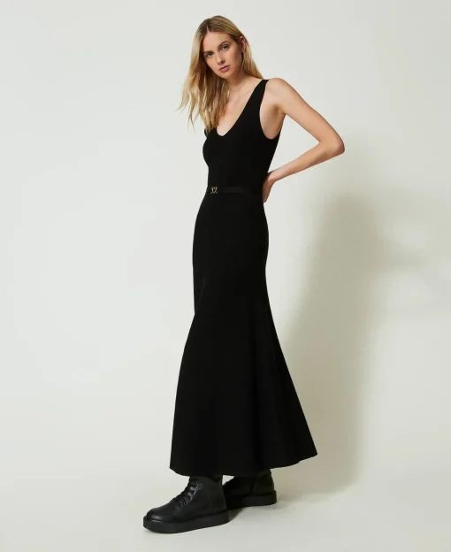 Robe Longue En Maille Avec Ceinture