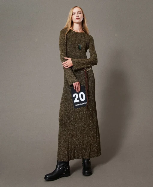 Robe Longue En Maille Côtelée Avec Ceinture Oval T