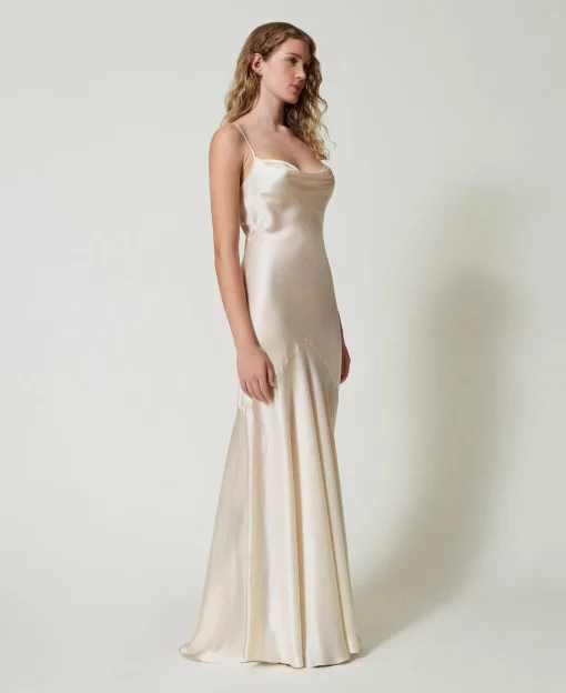 Robe Longue En Satin De Soie Mélangée