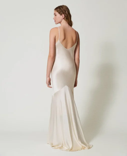 Robe Longue En Satin De Soie Mélangée