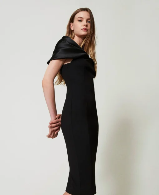 Robe Midi Avec Insertion En Satin