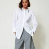 Short Avec Broderies Réalisées à La Main