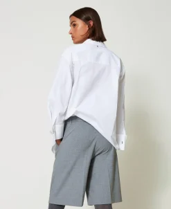 Short Avec Broderies Réalisées à La Main
