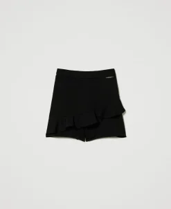 Short Avec Volants Et Logo