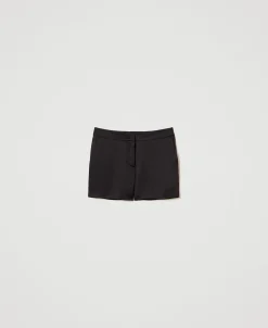 Short En Satin