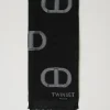 Étole Avec Motif Oval T Et Fil Coupé