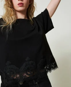 T-shirt Cropped Avec Dentelle Macramé