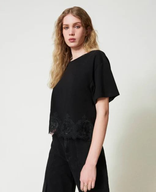 T-shirt Cropped Avec Dentelle Macramé